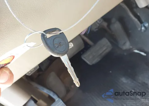 2004 Hummer H2 z USA, uszkodzony, nr VIN 5GRGN23U44H108265